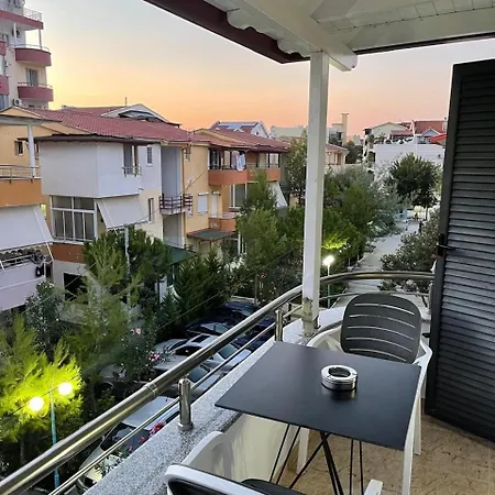 Family In 아파트 *