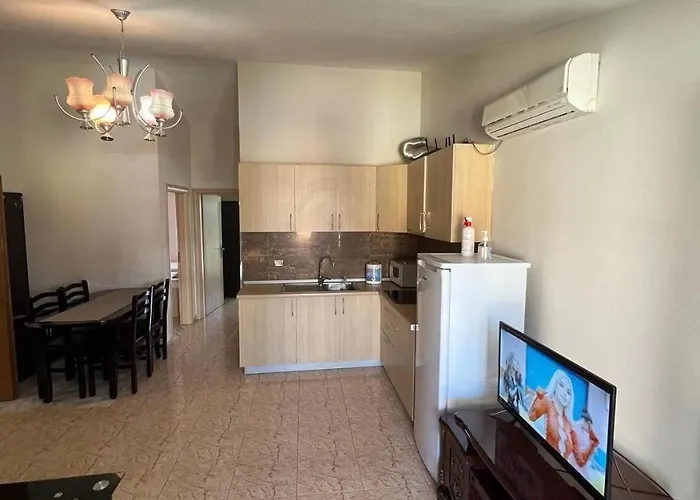 Apartment Family In *