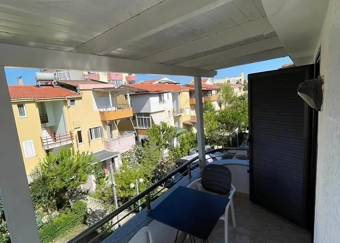 Family In * Golem (Tirana)