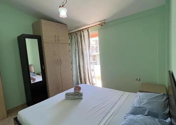 Family In Appartamento